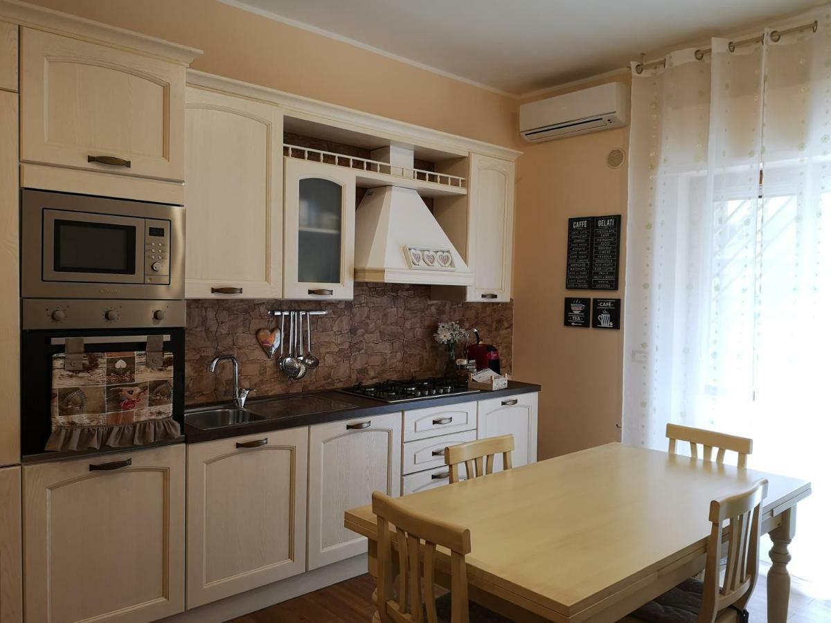 La Casa Della Sposa Apartamento Trani Exterior foto